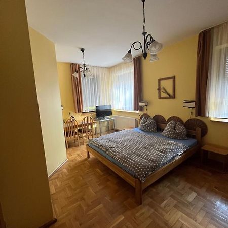 Villa Centrum With Access Kitchen (Adults Only) Жельона Гора Екстериор снимка